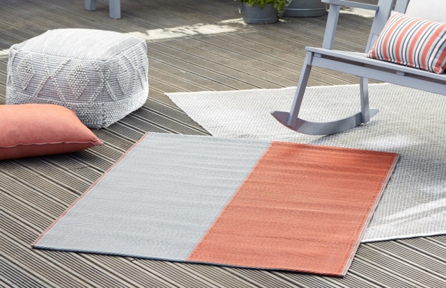 Outdoor-Teppich Orange und Weiß